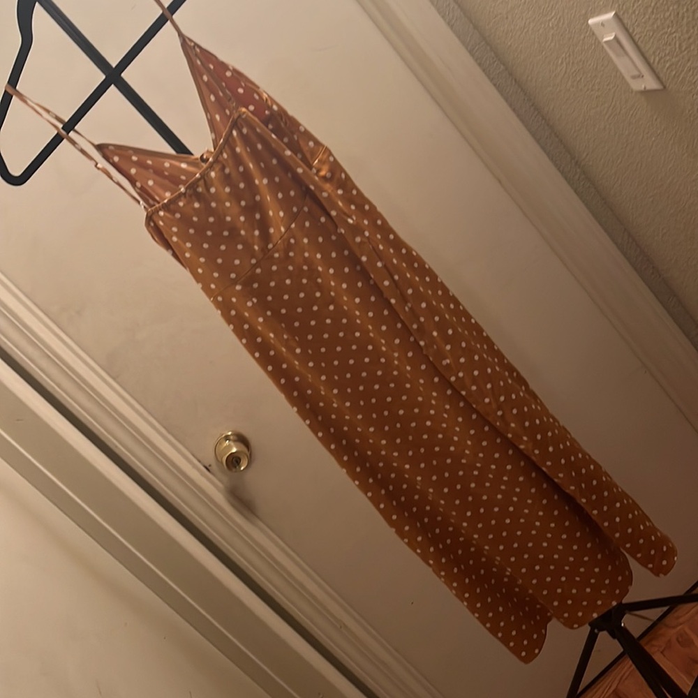 JOA DRESS - Picture 2 of 3